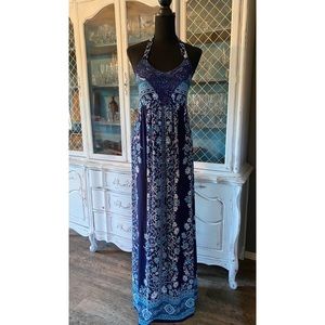 Halter dress. Size M.